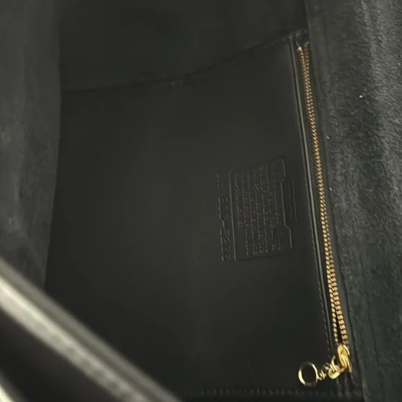 Beekman Black Leather Coach Briefcase with top handle and shoulder strap. 17x12” - Picture 7 of 13